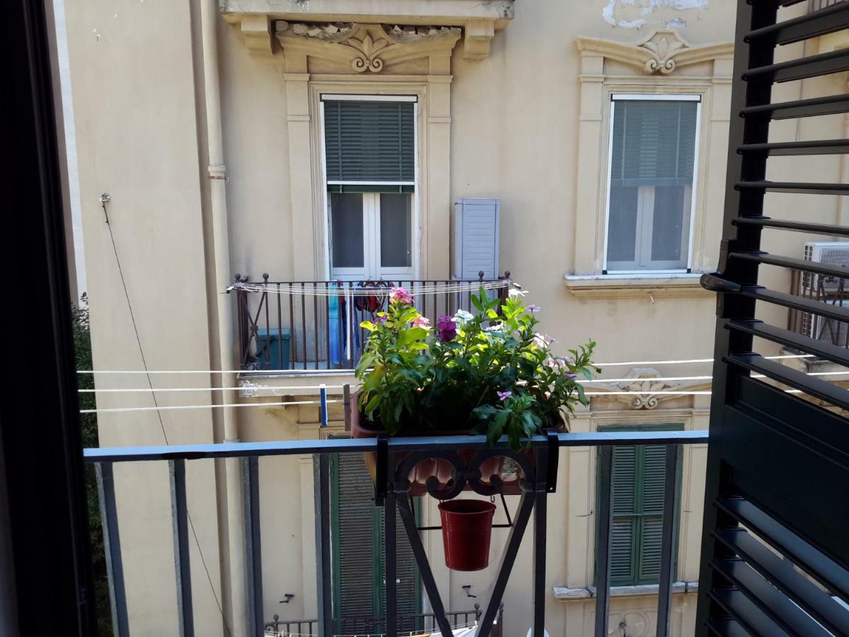 Le Stanze Di Penelope Bed and Breakfast Salerno Exteriör bild