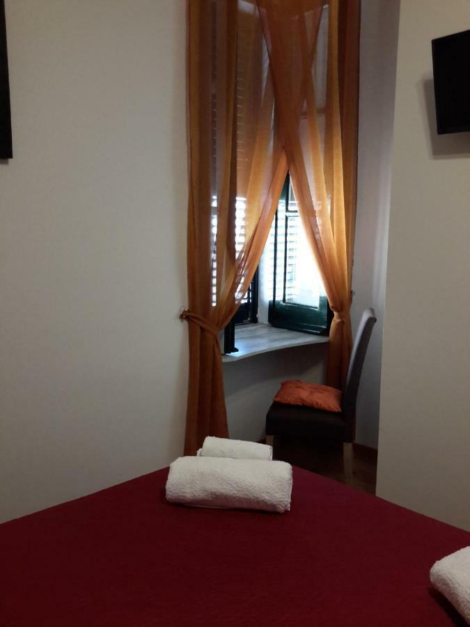 Le Stanze Di Penelope Bed and Breakfast Salerno Exteriör bild
