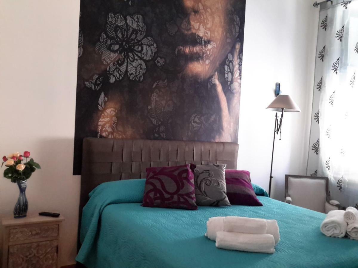 Le Stanze Di Penelope Bed and Breakfast Salerno Exteriör bild